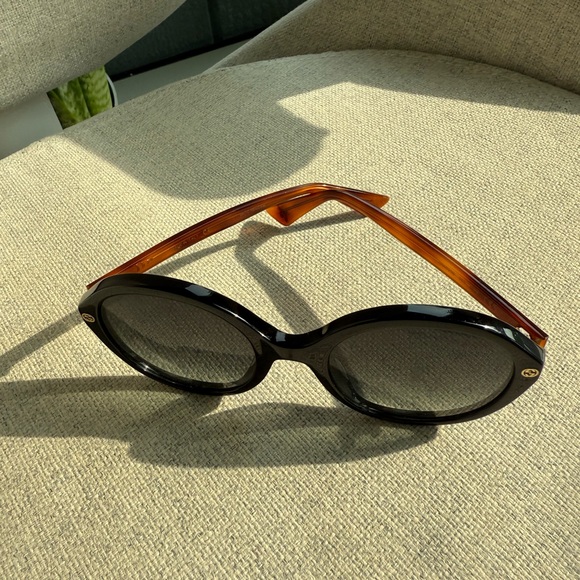 Gucci Black Oval Sunglasses main image 5